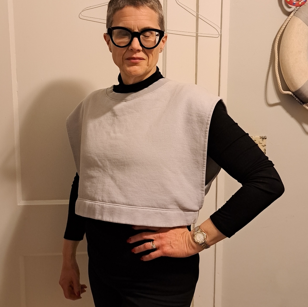 Cropped Vest